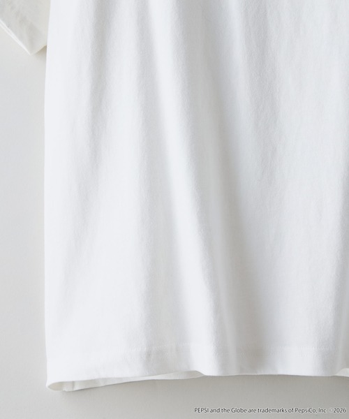 DISCUS（ディスカス）の「【DISCUS/ディスカス】【選べる丈感・PEPSI】DISCUS×ペプシ コラボTシャツ クロップド短丈・ルーズシルエット（Tシャツ/カットソー・レディース・ホワイト系その他2/ホワイト系その他・LARGE/MEDIUM）」の4枚目の写真