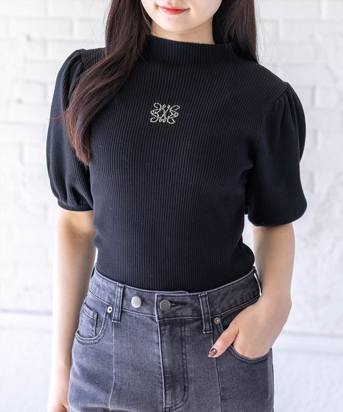 clear（クリア）の「ラインストーンパフスリーブ半袖リブニットトップス[骨格ウェーブ 大人 フェミニン 上品]（ニット/セーター・レディース・グレー/ラベンダー/ブラック/オフホワイト・F）」の3枚目の写真