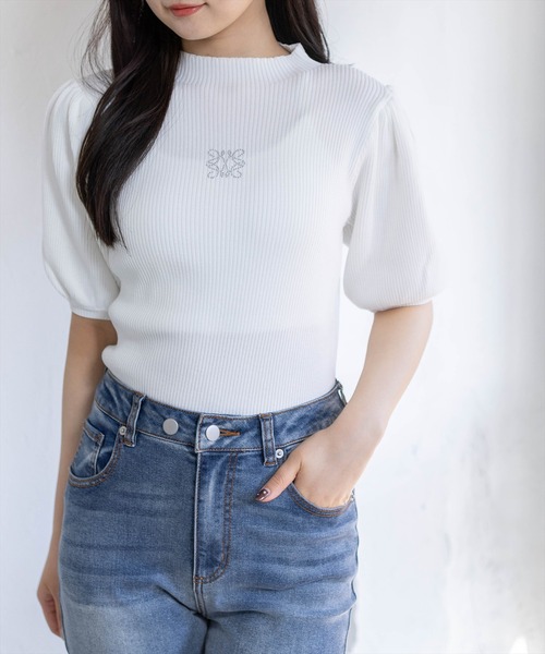 clear（クリア）の「ラインストーンパフスリーブ半袖リブニットトップス[骨格ウェーブ 大人 フェミニン 上品]（ニット/セーター・レディース・グレー/ラベンダー/ブラック/オフホワイト・F）」の13枚目の写真