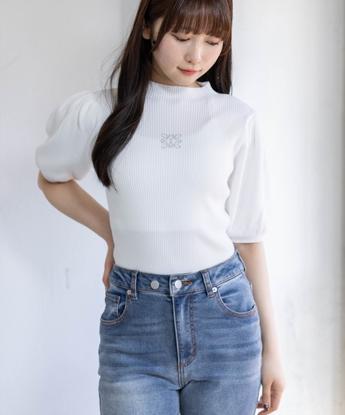 clear（クリア）の「ラインストーンパフスリーブ半袖リブニットトップス[骨格ウェーブ 大人 フェミニン 上品]（ニット/セーター・レディース・グレー/ラベンダー/ブラック/オフホワイト・F）」の14枚目の写真