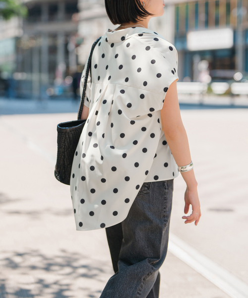 Spick & Span(スピックアンドスパン)の「《一部店舗+WEB限定 / 追加》ドットフレンチスリーブシャツ(シャツ/ブラウス・レディース・その他2/その他4/マルチ・FREE)」の21枚目の写真