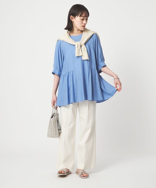 green label relaxing(グリーンレーベルリラクシング)の「エアリー ボリューム ブラウス(シャツ/ブラウス・レディース・ホワイト/ダークグレー/ライトブルー・FREE)」の11枚目の写真