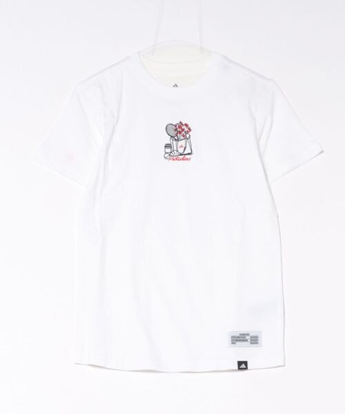 adidas(アディダス)の「《adidas》WMINIシシュウグラフィックTシャツ(Tシャツ/カットソー・レディース・ホワイト/セージグリーン・XL/L/M/S)」の1枚目の写真