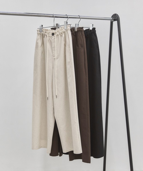 feepur（フェピュール）の「【セットアップ可】リネンミックスイージーパンツ（その他パンツ・レディース・ブラック/アイボリー/ブラウン・TALL/MEDIUM/SMALL）」の2枚目の写真