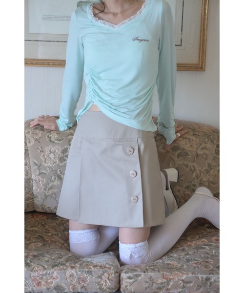 Smyeon（スミョン）の「Asymmetrical button pleated skirt/アシンメトリーボタンプリーツスカート（スカート・レディース・ブラック/ベージュ/カーキ・FREE）」の18枚目の写真