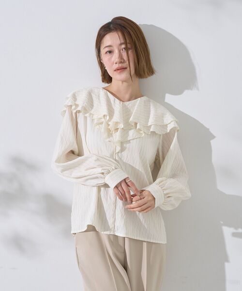 YECCA VECCA(イェッカヴェッカ)の「ストライプ柄ラッフルブラウス(シャツ/ブラウス・レディース・ストライプ・M)」の6枚目の写真