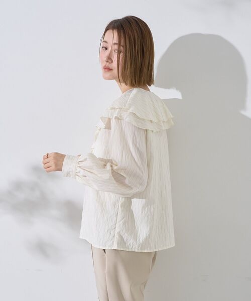 YECCA VECCA(イェッカヴェッカ)の「ストライプ柄ラッフルブラウス(シャツ/ブラウス・レディース・ストライプ・M)」の7枚目の写真