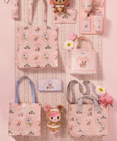 Cath Kidston(キャスキッドソン)の「tokidoki スモール ブックバッグ Tokidoki Town(ハンドバッグ・レディース・ピンク・FREE)」の18枚目の写真