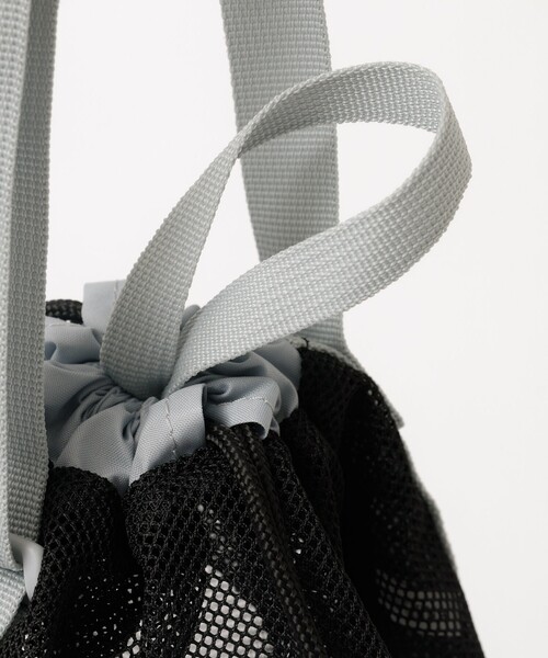 NIKE（ナイキ）の「【NIKE / ナイキ】1994046 メッシュワンショルダーバッグ / 12L / ユニセックス（ショルダーバッグ・メンズ・グレー/サックスブルー/ブラック・フリー）」の13枚目の写真