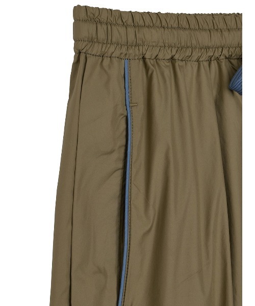 ELCHELE（エルチェレ）の「UNIVERSAL WINDBREAKER PANTS（その他パンツ・レディース・カーキ/ブラック・38/36）」の17枚目の写真