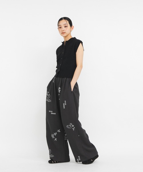 KBF(ケイビーエフ)の「スリーブレスニットシャツ(ニット/セーター・レディース・グリーン系その他/ベージュ系その他/アイボリー/ブラック・ONE)」の16枚目の写真