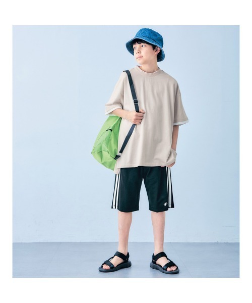 Belle Maison(ベルメゾン)の「何枚あってもうれしい1枚でサマになる究極のTシャツ(Tシャツ/カットソー・キッズ・ブラック/サンドベージュ/グレイッシュブルー・140/150/160/170)」の4枚目の写真