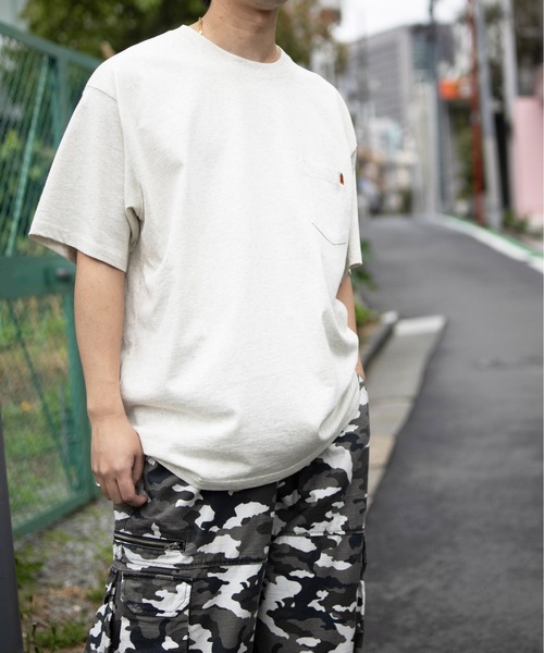UNIVERSAL OVERALL（ユニバーサルオーバーオール）の「UNIVERSAL OVERALL / POCKET TEE / 半袖ポケットTシャツ（Tシャツ/カットソー・メンズ・ブラック/グレイッシュブルー/ホワイト/オートミール/ミント/ネイビー・XL/M/S/L）」の12枚目の写真