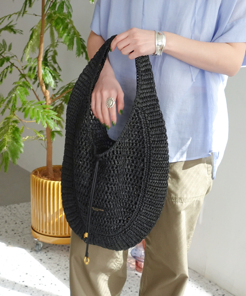 Spick & Span(スピックアンドスパン)の「GIANNI CHIARINI / ジャンニ キアリーニ NEFELI(ハンドバッグ・レディース・ブラック/ベージュ・FREE)」の6枚目の写真