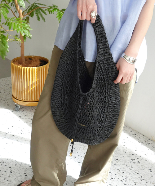 Spick & Span(スピックアンドスパン)の「GIANNI CHIARINI / ジャンニ キアリーニ NEFELI(ハンドバッグ・レディース・ブラック/ベージュ・FREE)」の8枚目の写真
