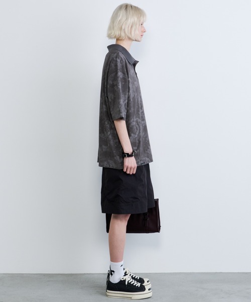 AIVER(アイバー)の「AIVER オパール加工シアー天竺ポロ(ポロシャツ・メンズ・ブラック/グレー・SMALL/MEDIUM/LARGE)」の5枚目の写真