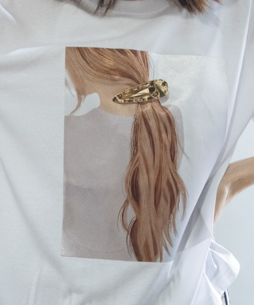 lodie(ロディ)の「バックヘアー プリントT(アクセ付き)(Tシャツ/カットソー・レディース・オフホワイト/ブラック/チャコールグレー・FREE)」の14枚目の写真