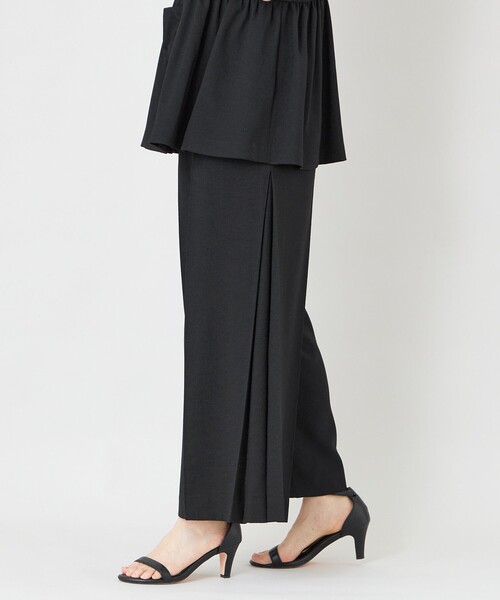 TO BE CHIC(トゥー ビー シック)の「サマーコンフォート タックワイドパンツ(その他パンツ・レディース・ブラック/ライトグレー・40)」の1枚目の写真