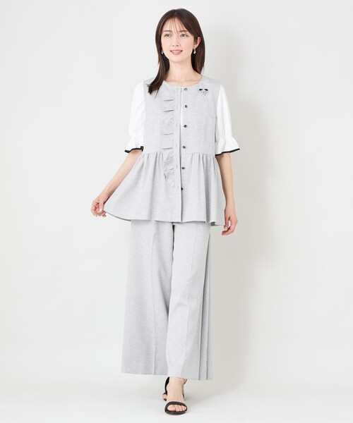 TO BE CHIC(トゥー ビー シック)の「サマーコンフォート タックワイドパンツ(その他パンツ・レディース・ブラック/ライトグレー・40)」の3枚目の写真