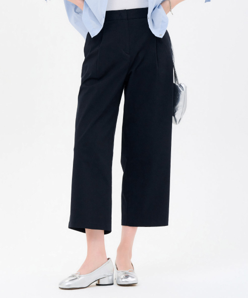 CHASECULT（チェイスカルト）の「レディース テーパード 9部パンツ-FBRG2276C04（その他パンツ・レディース・ネイビー・67/70/76）」の2枚目の写真