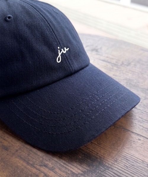 Java(ジャバ)の「《JaVaジャバコラボ》大人スポーティー。綿100%サイド刺繍深つばベースボールキャップ(キャップ・レディース・アイボリー/ネイビー/ブラウン・ONE SIZE)」の15枚目の写真
