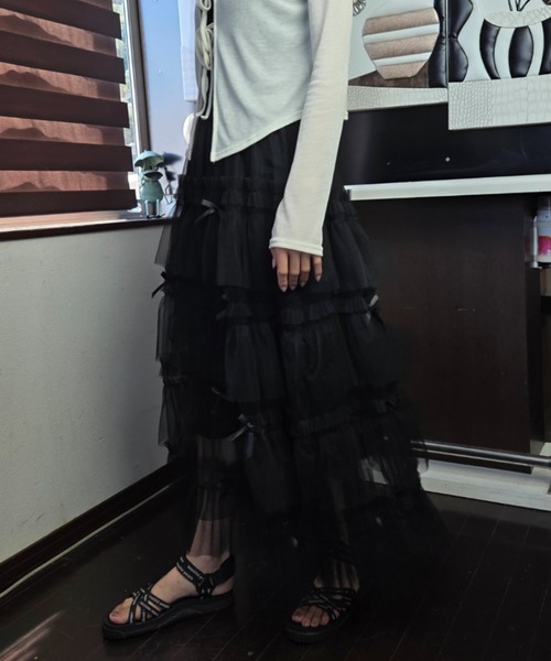 tolene(トレネ)の「【バレエコア】リボンティアード チュールロングスカート / フレンチガーリー(スカート・レディース・ブラック/ピンク・FREE)」の7枚目の写真