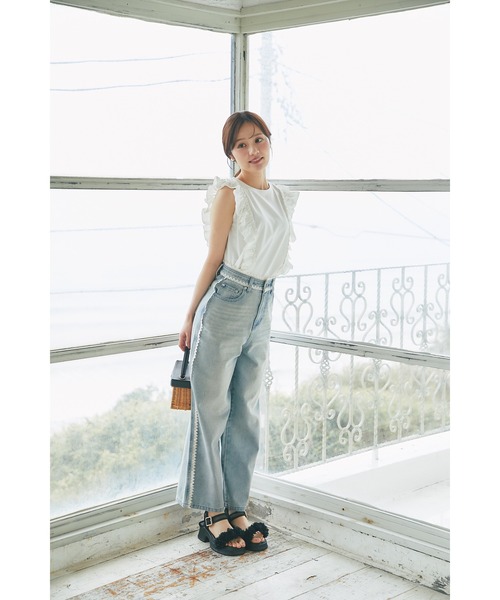tocco closet(トッコ クローゼット)の「【S・Mサイズ展開】レースラインストレートデニムパンツ(デニムパンツ・レディース・ホワイト/サックスブルー・S/M)」の19枚目の写真