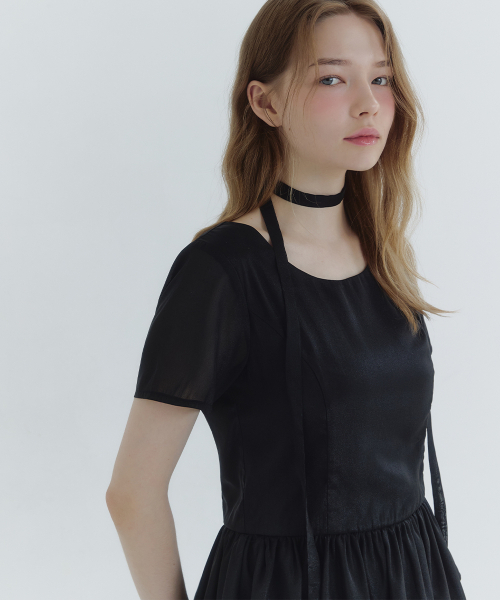 MICANE(ミケーネ)の「エリラショーツスリーブティアードブラウス-タイセットアップ(シャツ/ブラウス・レディース・ブラック/アイボリー・SMALL/MEDIUM/LARGE/X-LARGE)」の8枚目の写真