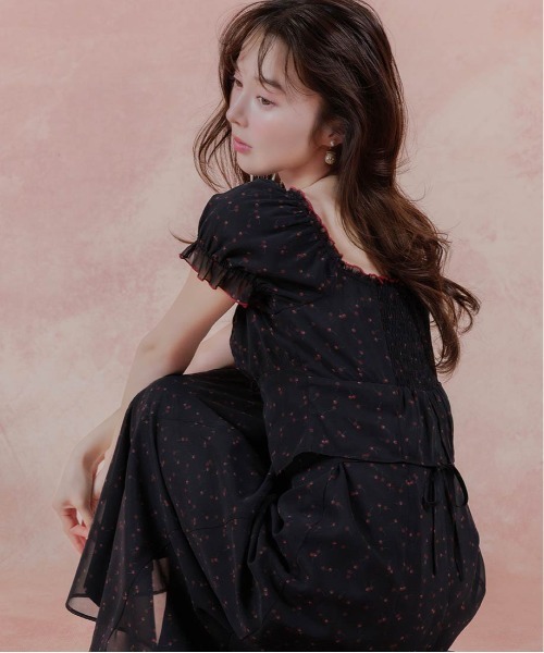 RANDA（ランダ）の「【Cherry＆Strawberry】チェリープリントシフォンワンピース（ワンピース・レディース・ピンク/ブラック・0/1）」の4枚目の写真