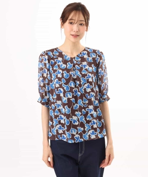 MK MICHEL KLEIN（エムケーミッシェルクラン）の「[洗える]アートフラワープリント シフォンブラウス（シャツ/ブラウス・レディース・ブラウン/ネイビー・38）」の17枚目の写真