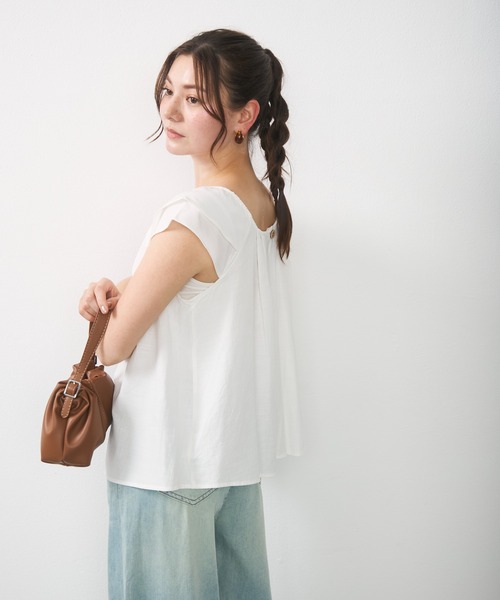 Lunea(ルネア)の「2way巾着ミニバッグ / drawstring 2way mini bag(ハンドバッグ・レディース・ブラウン/アイボリー・FREE)」の13枚目の写真