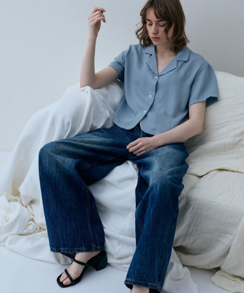 flaeu(フラユ)の「Open Collar Short Shirt(シャツ/ブラウス・レディース・ベージュ/ライトブルー/ブラック・FREE)」の13枚目の写真