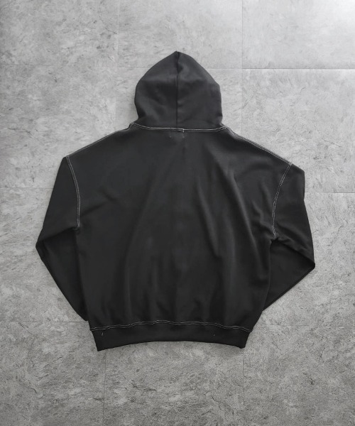 YACA（ヤーカ）の「Out Stitch Over Zip Parka/アウトステッチオーバージップパーカー（パーカー・レディース・ブラック・FREE）」の3枚目の写真