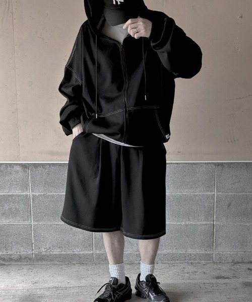 YACA（ヤーカ）の「Out Stitch Over Zip Parka/アウトステッチオーバージップパーカー（パーカー・レディース・ブラック・FREE）」の9枚目の写真