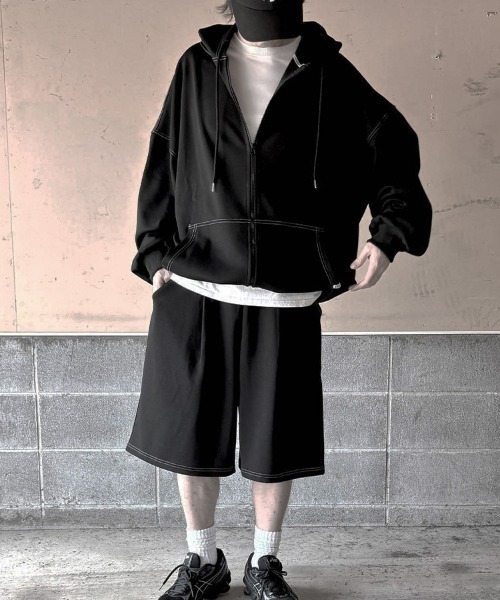 YACA（ヤーカ）の「Out Stitch Over Zip Parka/アウトステッチオーバージップパーカー（パーカー・レディース・ブラック・FREE）」の11枚目の写真