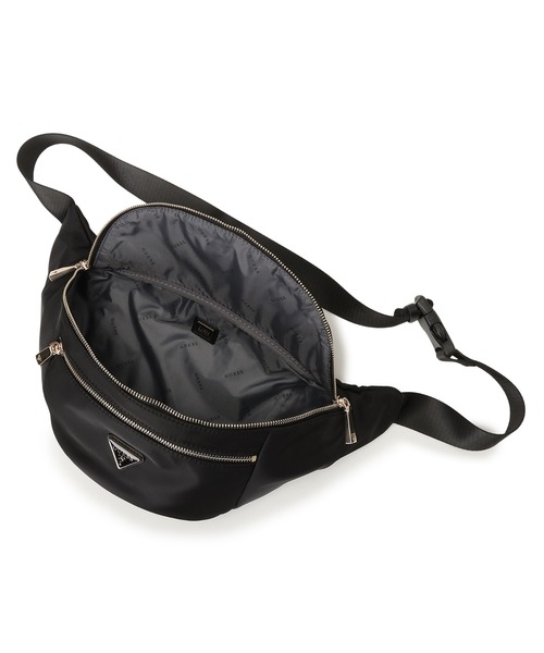 Guess(ゲス)の「FOLLIE Belt Bag ボディバッグ ウエストポーチ ナイロンバッグ(ボディバッグ/ウエストポーチ・レディース・ブラック・ONE SIZE)」の4枚目の写真