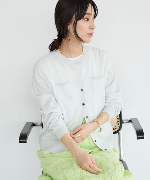 CRAFT STANDARD BOUTIQUE(クラフトスタンダードブティック)の「オーロラシアーカーディガン(カーディガン/ボレロ・レディース・グレー/ホワイト/ダークブラウン/ライトパープル・FREE)」の2枚目の写真