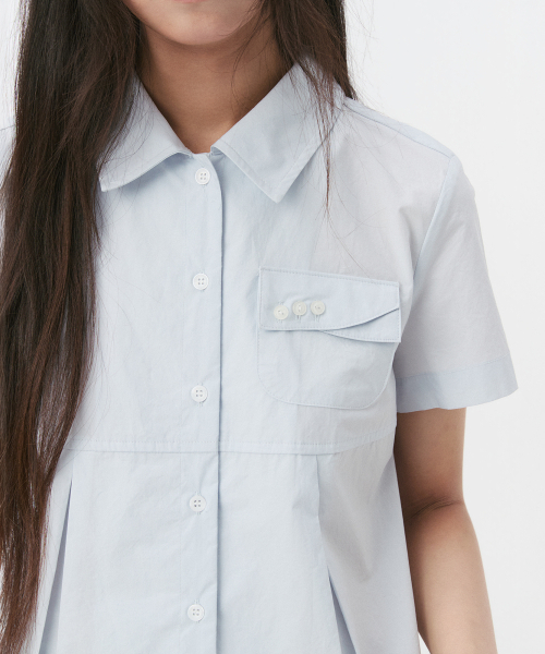 OHESHIO(オヘシオ)の「A-LINE PLEATED POCKET SHIRT, BLUE(シャツ/ブラウス・レディース・その他・FREE)」の5枚目の写真