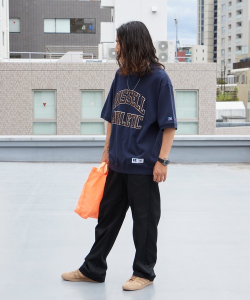 Russell Athletic(ラッセルアスレティック)の「RUSSELL ATHLETIC / ラッセルアスレティック PRO COTTON Jersey Logo T カレッジロゴ ヘビーウェイト 半袖Tシャツ メンズ 秋 秋服 2026年秋冬(Tシャツ/カットソー・メンズ・グレー/ネイビー/ホワイト/アッシュグレー・M/L/XL)」の19枚目の写真