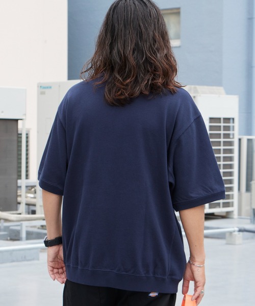 Russell Athletic(ラッセルアスレティック)の「RUSSELL ATHLETIC / ラッセルアスレティック PRO COTTON Jersey Logo T カレッジロゴ ヘビーウェイト 半袖Tシャツ メンズ 秋 秋服 2026年秋冬(Tシャツ/カットソー・メンズ・グレー/ネイビー/ホワイト/アッシュグレー・M/L/XL)」の22枚目の写真