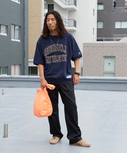 Russell Athletic(ラッセルアスレティック)の「RUSSELL ATHLETIC / ラッセルアスレティック PRO COTTON Jersey Logo T カレッジロゴ ヘビーウェイト 半袖Tシャツ メンズ 秋 秋服 2026年秋冬(Tシャツ/カットソー・メンズ・グレー/ネイビー/ホワイト/アッシュグレー・M/L/XL)」の20枚目の写真