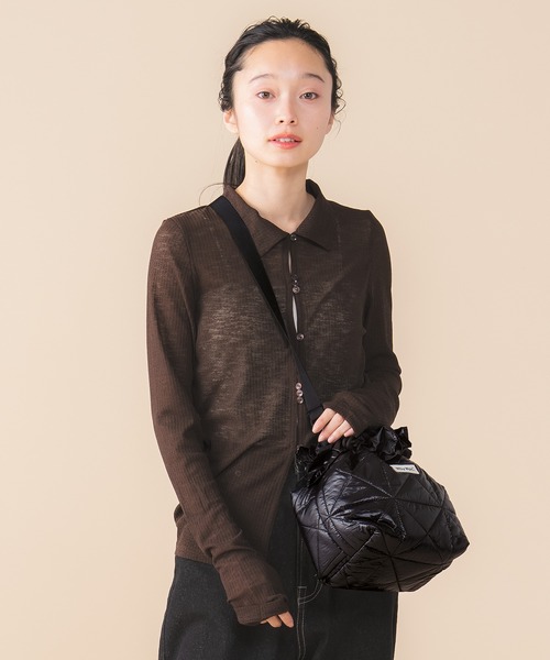 Wpc.(ダブリュピーシー)の「キルティングフリル巾着 ショルダーバッグ Wpc.(ショルダーバッグ・レディース・ブラック/オフホワイト/ブラウン・FREE)」の18枚目の写真