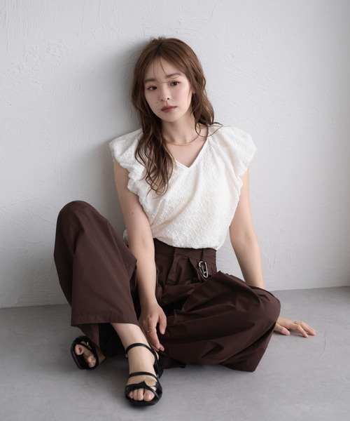 raffime(ラフィミー)の「【Raffime】タックデザインバレルレッグパンツ(その他パンツ・レディース・ベージュ/オフホワイト/ダークブラウン・MEDIUM/SMALL/LARGE)」の13枚目の写真