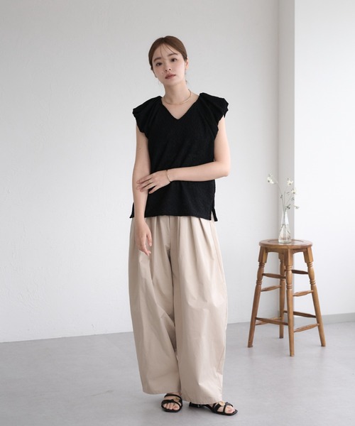 raffime(ラフィミー)の「【Raffime】タックデザインバレルレッグパンツ(その他パンツ・レディース・ベージュ/オフホワイト/ダークブラウン・MEDIUM/SMALL/LARGE)」の18枚目の写真