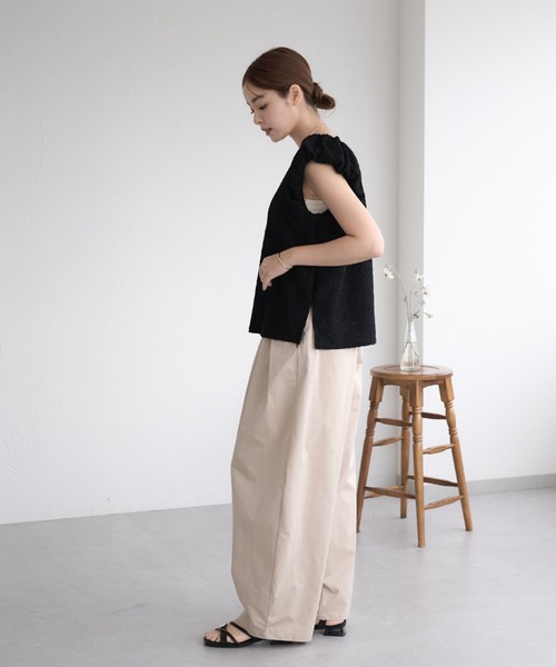 raffime(ラフィミー)の「【Raffime】タックデザインバレルレッグパンツ(その他パンツ・レディース・ベージュ/オフホワイト/ダークブラウン・MEDIUM/SMALL/LARGE)」の21枚目の写真