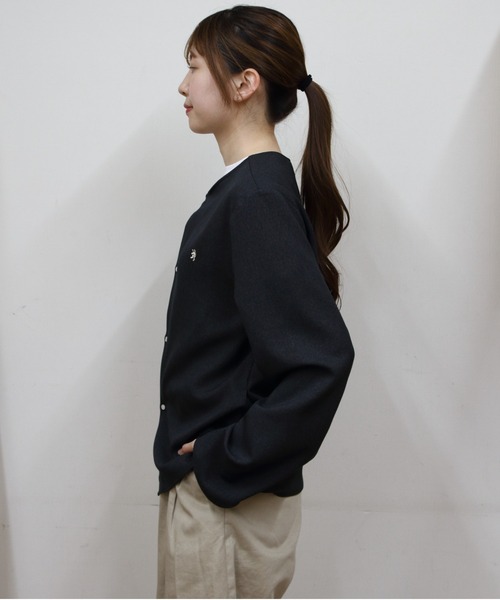 GYMPHLEX(ジムフレックス)の「Gymphlex/ジムフレックス カーディガンシャツ CARDIGAN SHIRT GY-B0500 ZOL(カーディガン/ボレロ・レディース・チャコールグレー/ベージュ・12)」の6枚目の写真