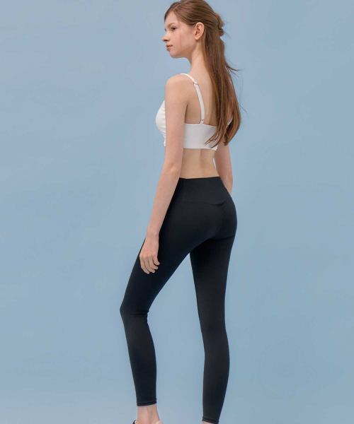 VIKINI VENDER(ビキニベンダー)の「シンプルラインウォーターレギンス - ブラック(その他パンツ・レディース・その他・SMALL/MEDIUM)」の4枚目の写真