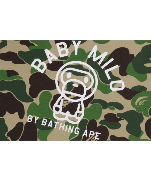 A BATHING APE（アベイシングエイプ）の「ABC CAMO BABY MILO COLLEGE TEE（Tシャツ/カットソー・キッズ・グリーン/ブルー/ピンク・110/100/130/90/140/120）」の8枚目の写真