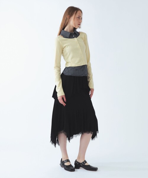 Ray BEAMS(レイビームス)の「ノースリーブ シャツ レイヤード カーディガン(Tシャツ/カットソー・レディース・ブラック/クリーム・ONE SIZE)」の4枚目の写真