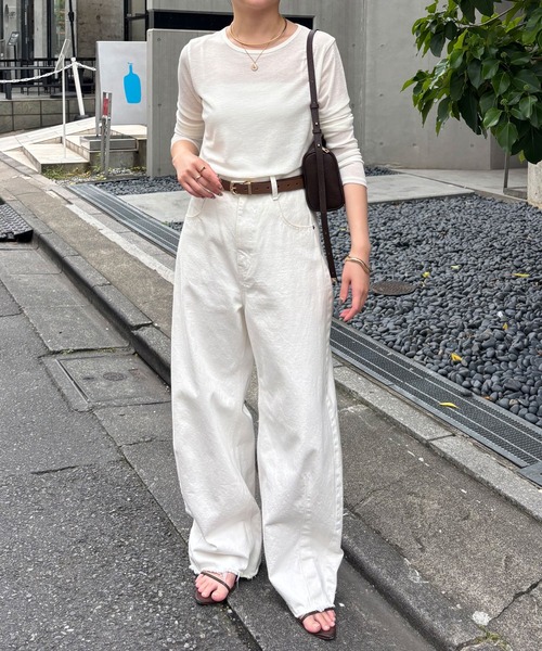 COLLAGE GALLARDAGALANTE(コラージュガリャルダガランテ)の「シアークルーネックロンT/ZOZO限定(Tシャツ/カットソー・レディース・ブラック/ダークブラウン/ホワイト/レッド・FREE)」の5枚目の写真